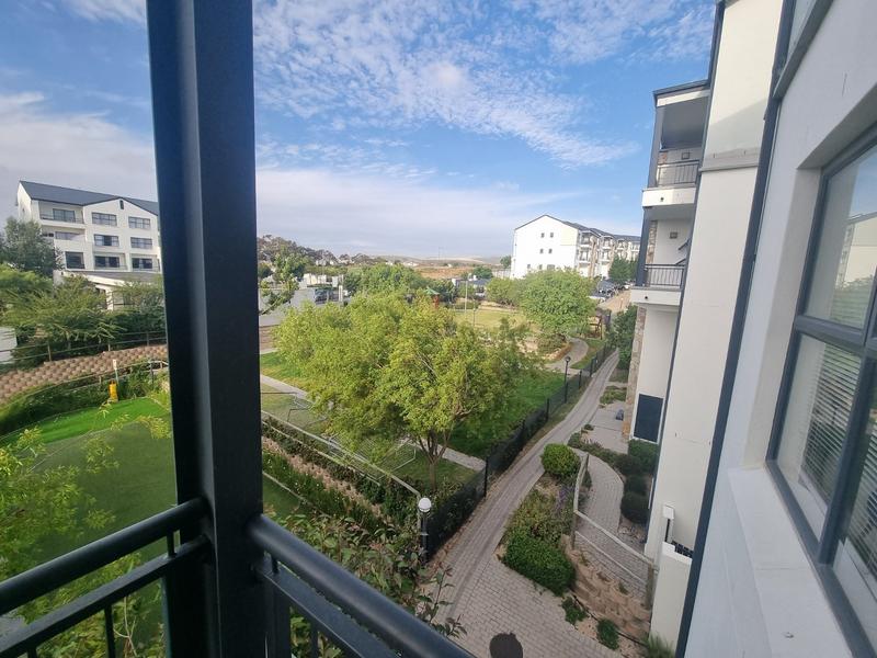 1 Bedroom Property for Sale in De Zicht Estate Western Cape